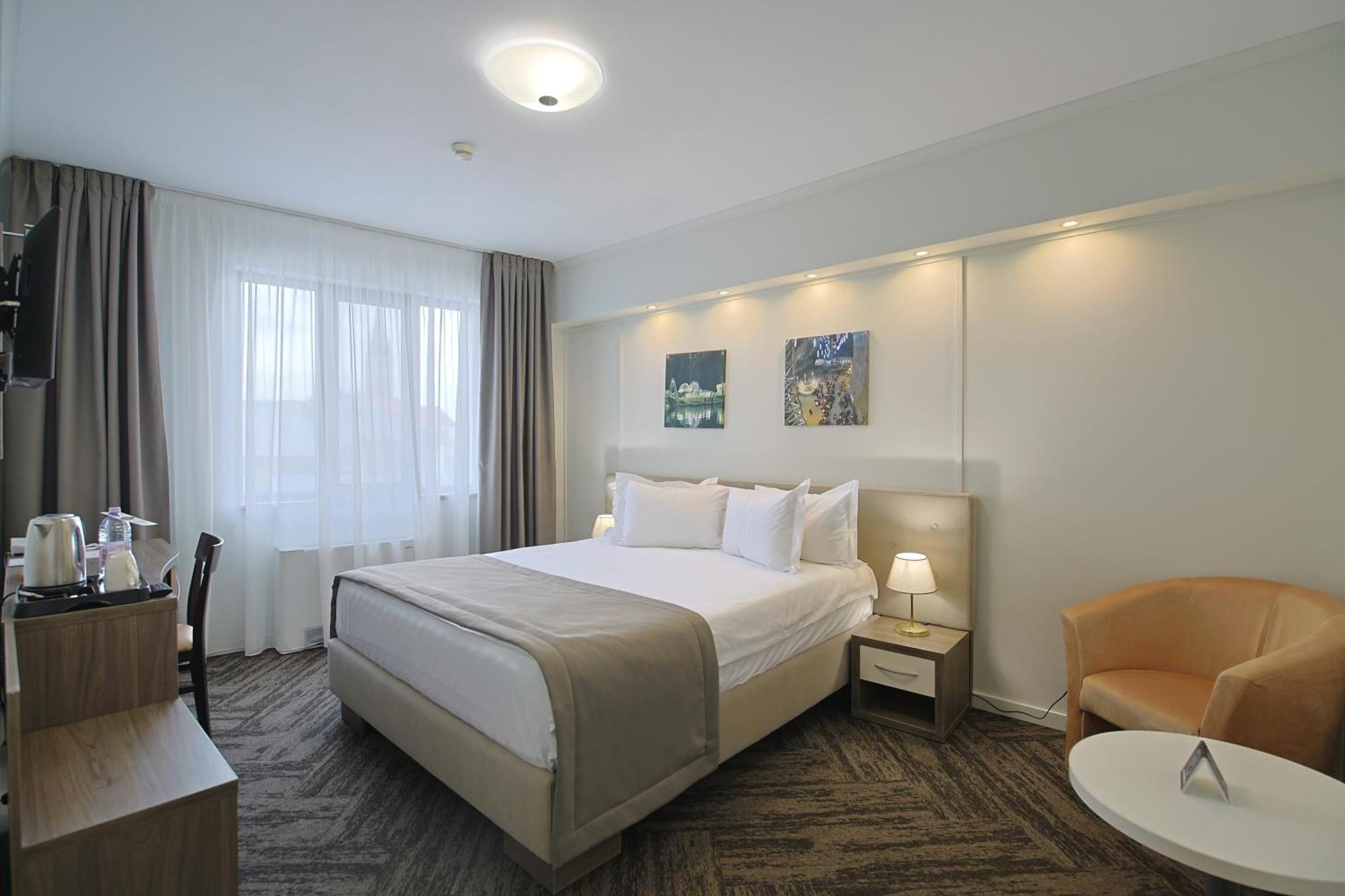 Potaissa Hotel ทูร์ดา ภายนอก รูปภาพ